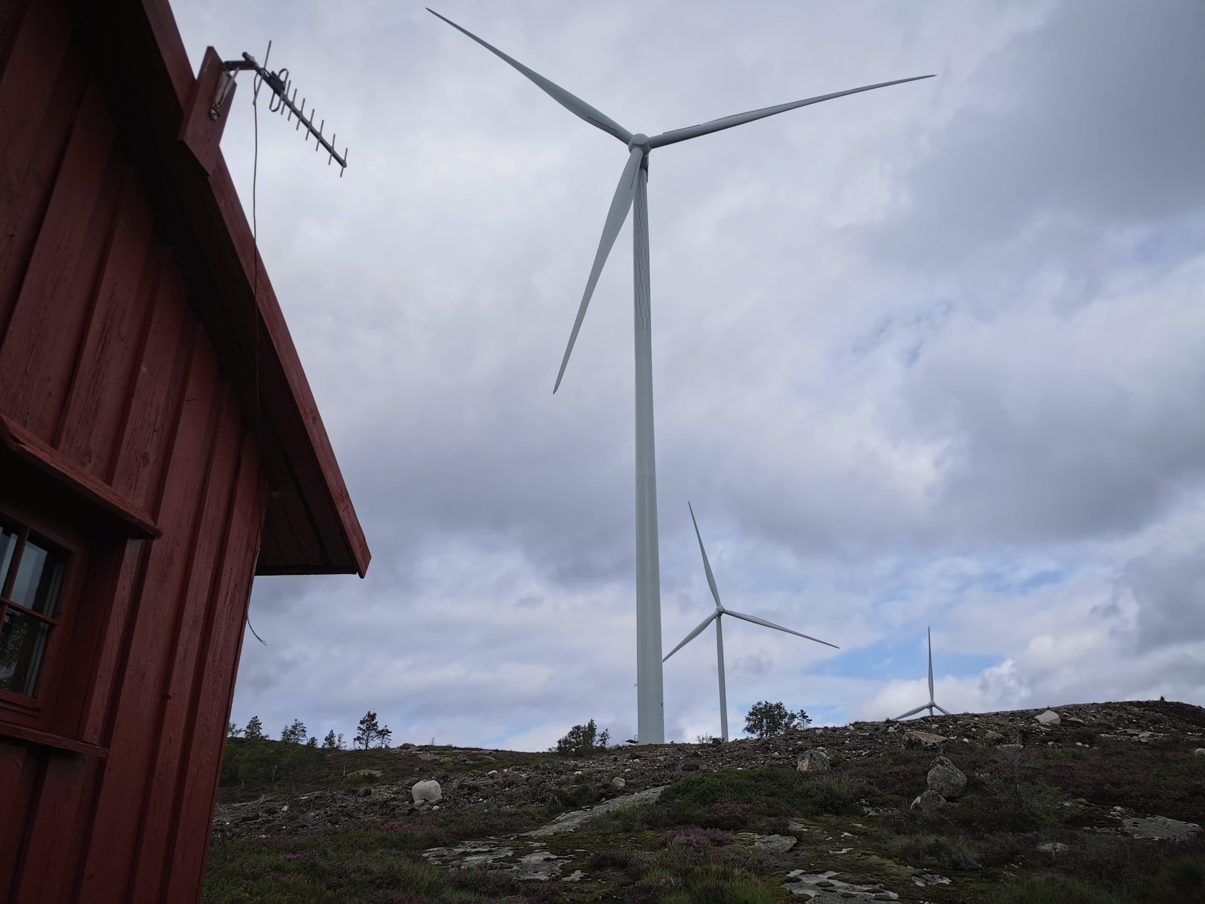 Tonstad, hytte og turbiner